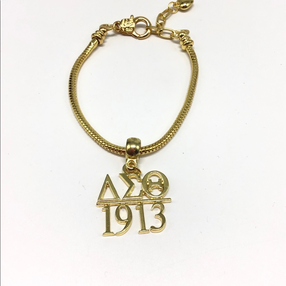 Delta Sigma Theta Charm Bracelet